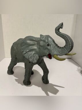 Vintage Y2K Chap Mei Elephant Figure Jungle Animal Toy Gray Roaring Working